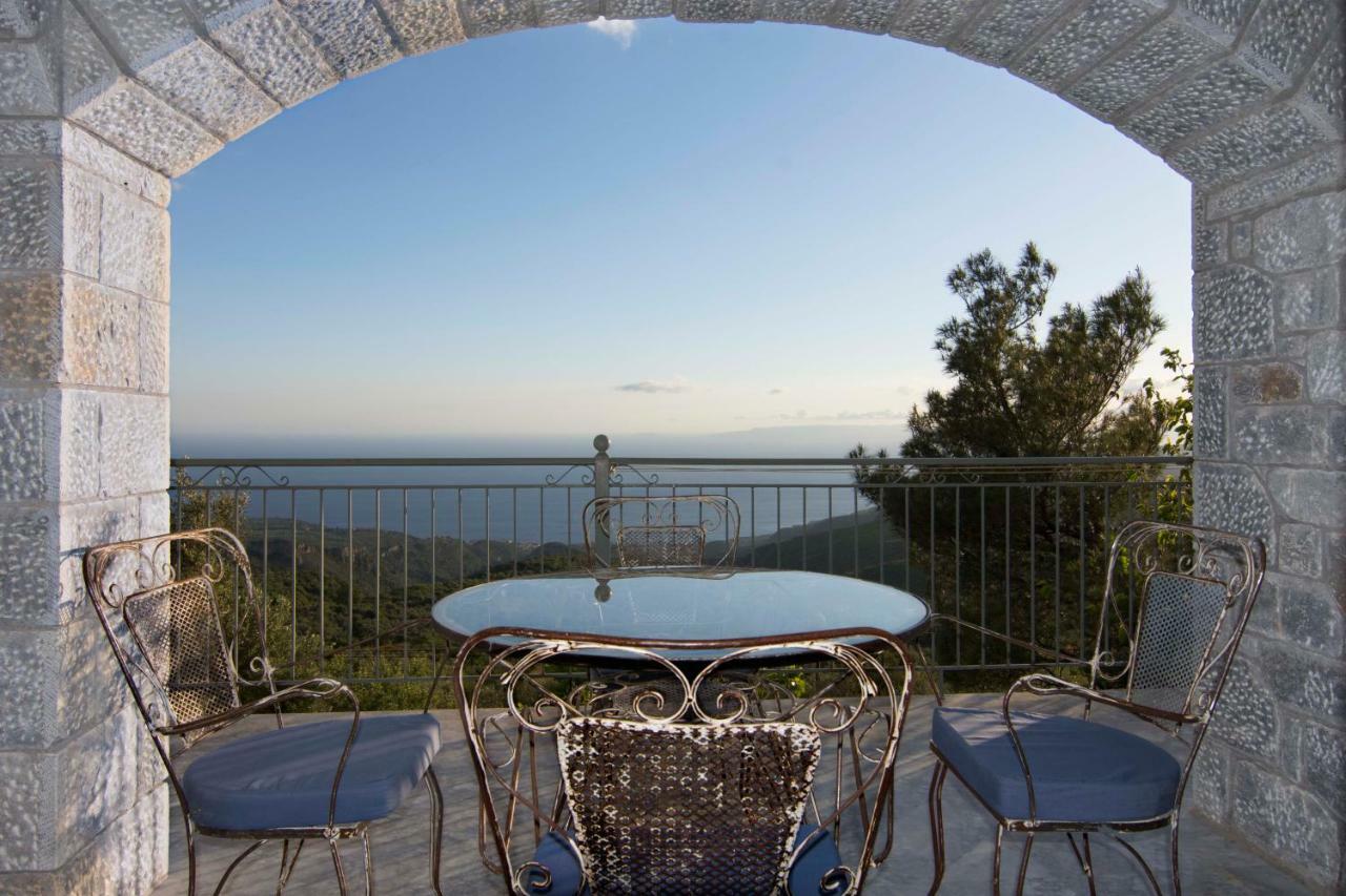 The Balcony Of Mani Villa Tseria Bagian luar foto