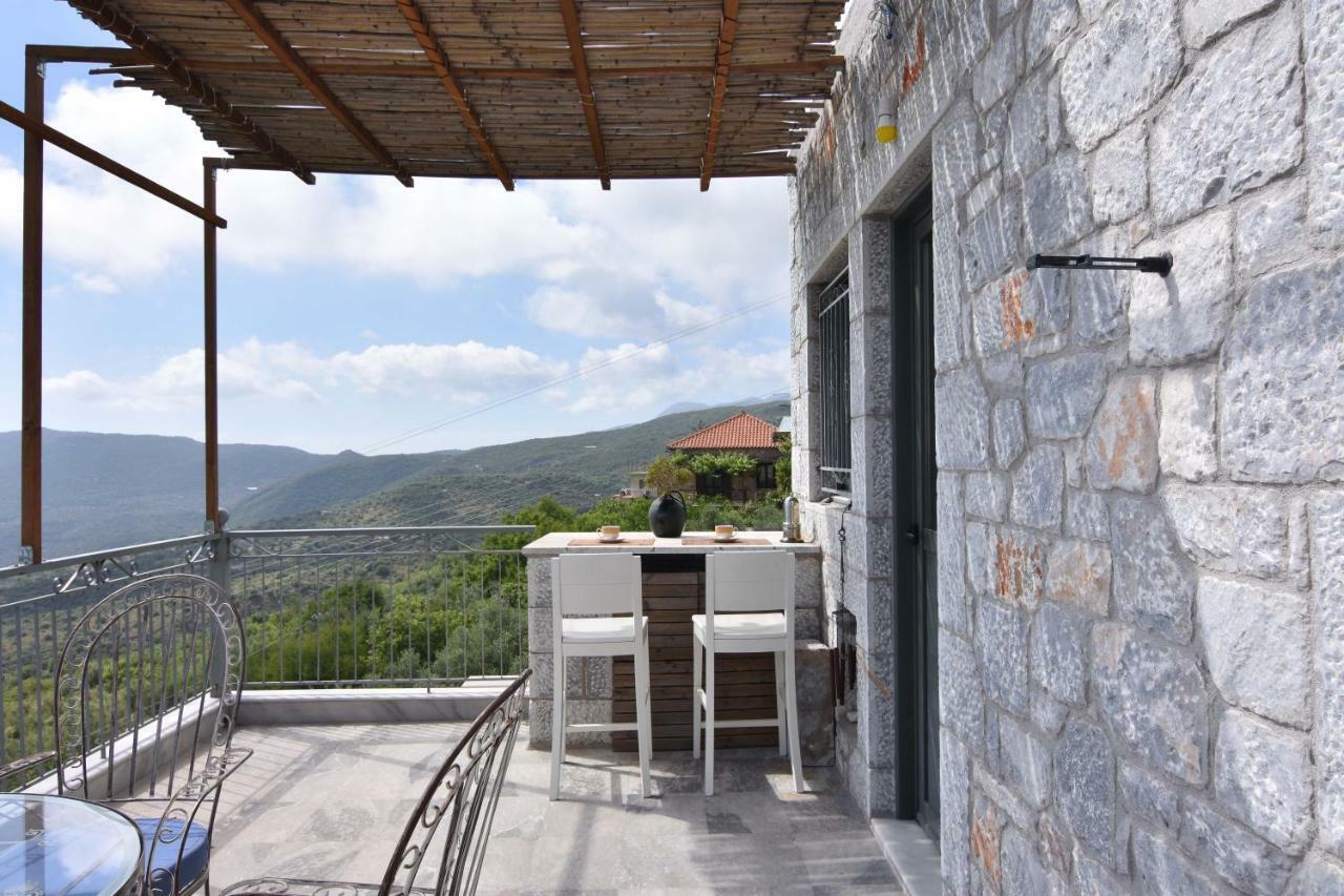 The Balcony Of Mani Villa Tseria Bagian luar foto